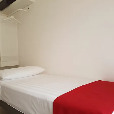 Apartment Stoccolma 11 Airport And Fiera Fiumicino